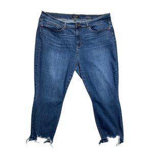 Judy Blue Jeans Womens 24W Relaxed Fit Blue Denim Frayed Hem Medium Wash